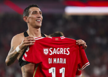 Oficial: Di Maria renova contrato com o Benfica até 2026