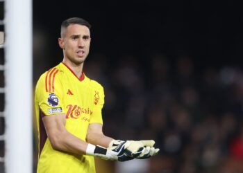 Última hora: Vlachodimos está de saída do Nottingham