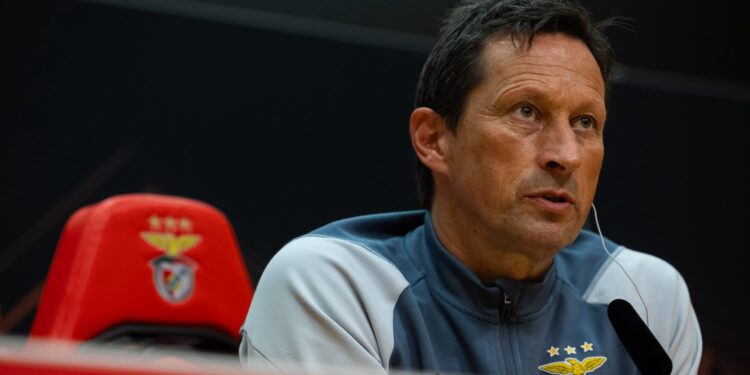 Roger Schmidt anuncia que vai sair do Benfica no fim da temporada