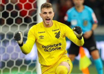 Última hora: Benfica avança com 60M€ por Bento