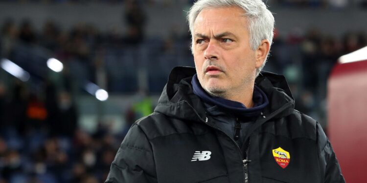 Última hora: José Mourinho pode ser o técnico do Benfica na próxima temporada avança Fabrizio Romano