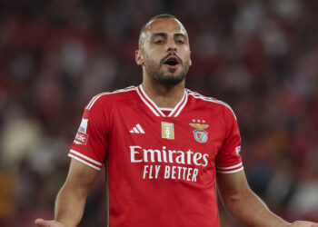 Última hora: Arthur Cabral afastado do plantel principal do Benfica
