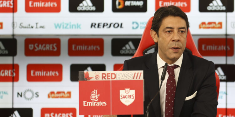 Última hora: Rui Costa já reagiu à goleada sofrida pelo Benfica em casa do FC Porto