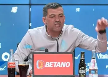 Última hora: Conceição furioso dispara sobre os árbitros “Jogamos sempre contra mais que 11” (vídeo)