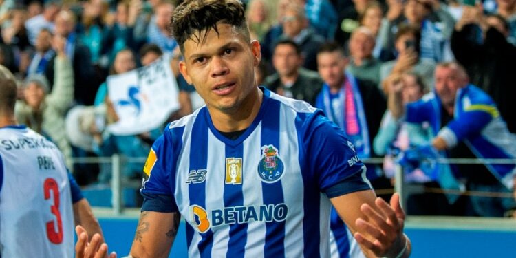 Última hora: Já é conhecido o castigo pesado de Evanilson pela agressão no FC Porto-Famalicão