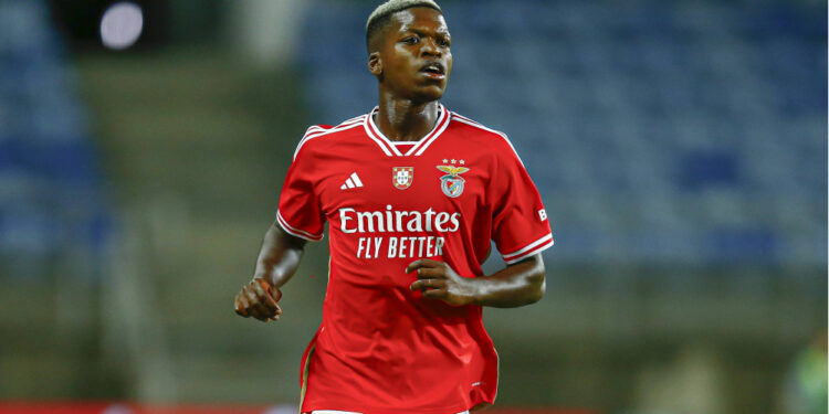 Última hora: Benfica recebe proposta astronómica por Florentino Luís