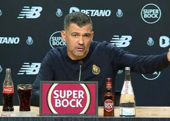 Última hora: Sérgio Conceição dá murro na mesa e faz três exigências