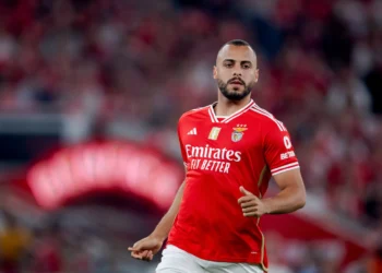 Última hora: Arthur Cabral ameaça sair se Roger Schmidt ficar no Benfica
