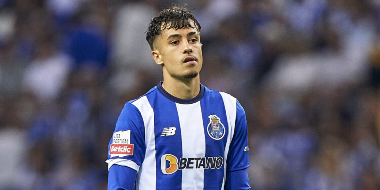 Última hora: Iván Jaime afastado do plantel principal do FC Porto