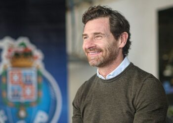 Última hora: André Villas-Boas quer José Mourinho como treinador do FC Porto