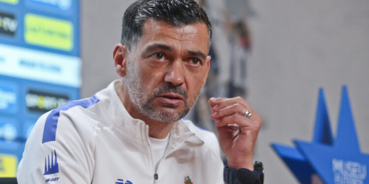 Última hora: Sérgio Conceição decide afastar três jogadores do plantel principal