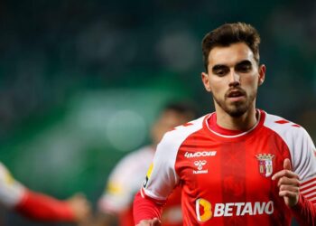 Ricardo Horta a caminho do FC Porto