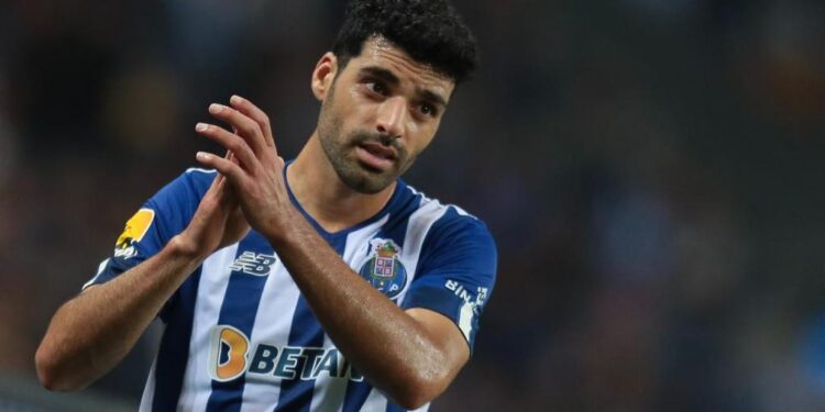 Última hora: Pinto da Costa em tribunal por causa de dívida a Taremi