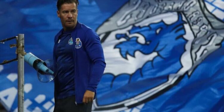 Família Madureira arrasa FC Porto e deixa sério recado a André Villas-Boas
