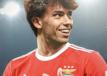 Benfica avança com oferta milionária por João Félix e deixa aviso