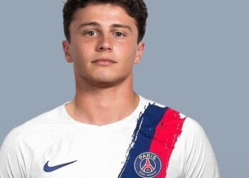 Fabrizio Romano revelou quando é que João Neves vai assinar pelo PSG