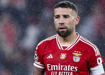 Ex-vice presidente do Benfica pede despedimento de Otamendi