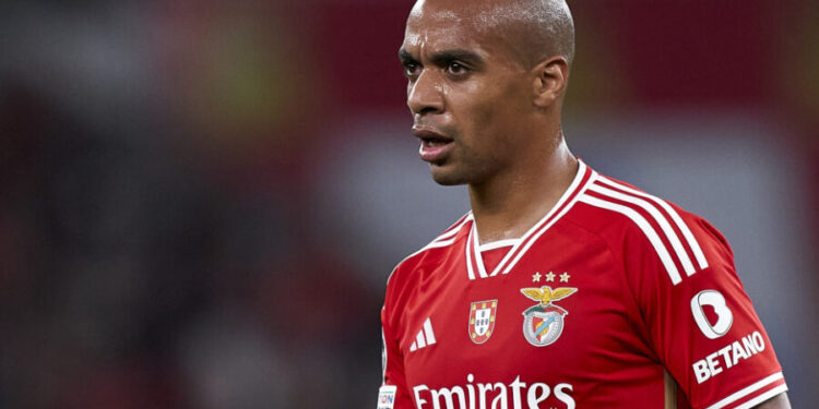 João Mário está a forçar a saída do Benfica e a culpa é dos adeptos