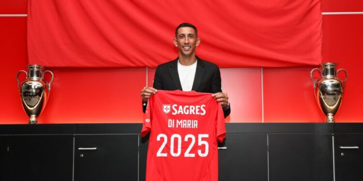 Oficial: Di María renova contrato com o Benfica até 2025