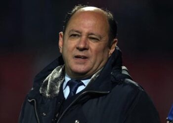 Última hora: André Vilas-boas demite Vítor Baía e Luís Gonçalves