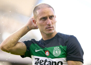 Já é conhecido o castigo pesado de Nuno Santos após atingir adepta com estilhaços de vidro