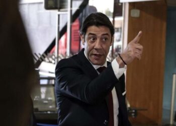 Rui Costa suspenso por 8 dias devido a insultos a João Pinheiro