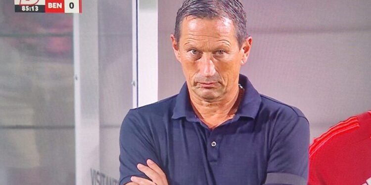 (VÍDEO) A reação de Roger Schmidt ao golo do Moreirense