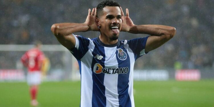 Última hora: Galeno pode estar de saída