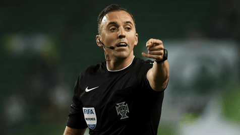 (Vídeo) Futuro de João Pinheiro Incerto Após Polêmica na Final da Supertaça