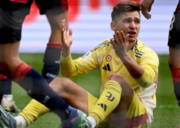 Francisco Conceição leva nas orelhas após expulsão na Juventus