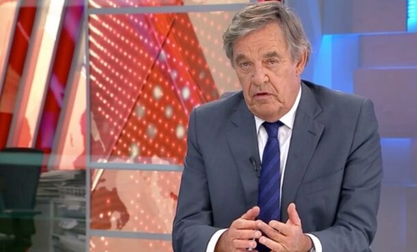 Miguel Sousa Tavares deu a opinião sobre o clássico entre o Benfica e o FC Porto “borrado de medo”