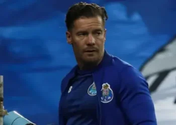 Fernando Madureira arrasa FC Porto após de ser expulso de sócio do FC Porto e deixa sério recado a André Villas-Boas