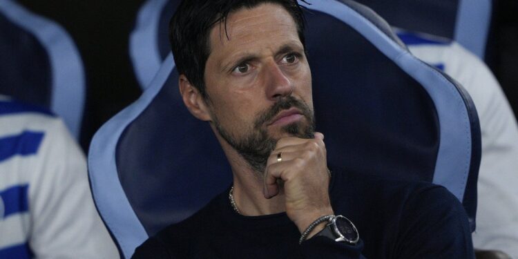 Vítor Bruno demitido do FC Porto após a derrota frente ao Benfica por 4-1